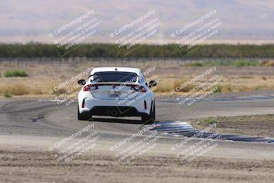 media/Oct-04-2025-OnGrid (Sat) [[44bd565ffa]]/Purple Group/Grapevine/